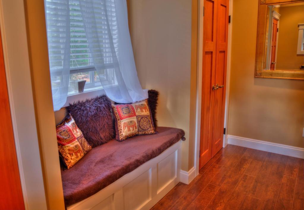 Shawnigan Suite B & B Shawnigan Lake Oda fotoğraf